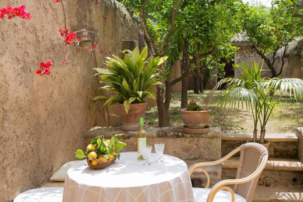 Agroturismo Es Pla De Llodrá Manacor (Mallorca) Exterior foto